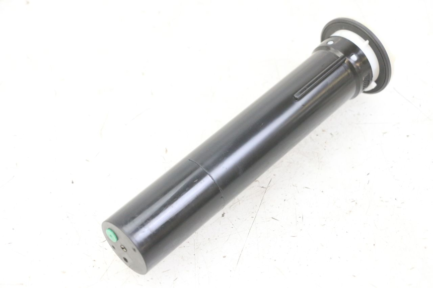 photo de JAUGE RESERVOIR ESSENCE PIAGGIO IE MP3 YOURBAN 300 (2011 - 2016)