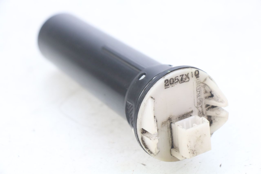 photo de JAUGE RESERVOIR ESSENCE PIAGGIO LIBERTY 4T 50 (2004 - 2008)