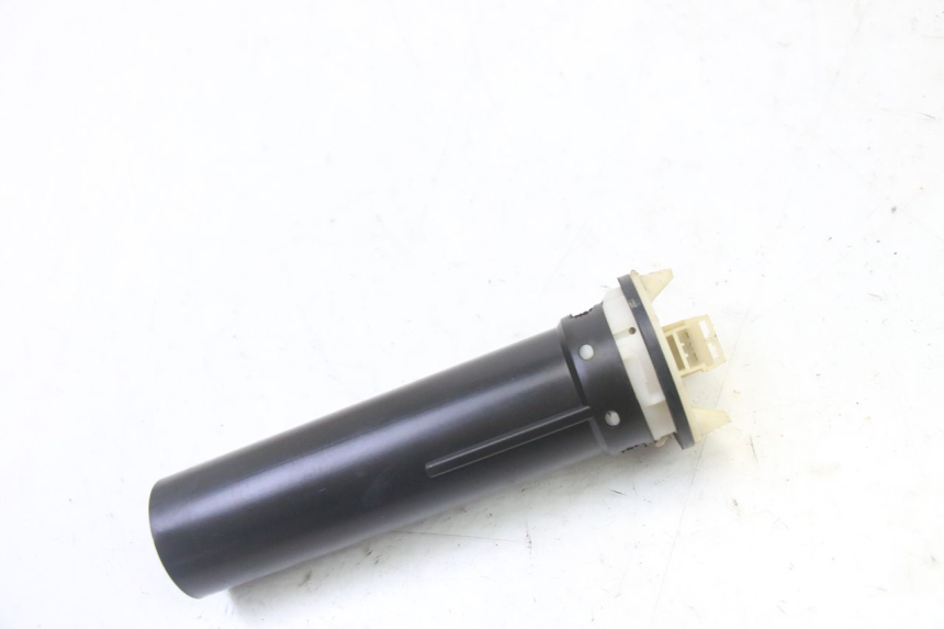 photo de JAUGE RESERVOIR ESSENCE PIAGGIO LIBERTY 4T 50 (2009 - 2015)