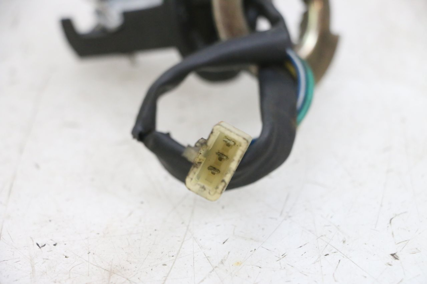 photo de JAUGE RESERVOIR ESSENCE KYMCO LIKE 125 (2009 - 2016) - Autre angle de vue