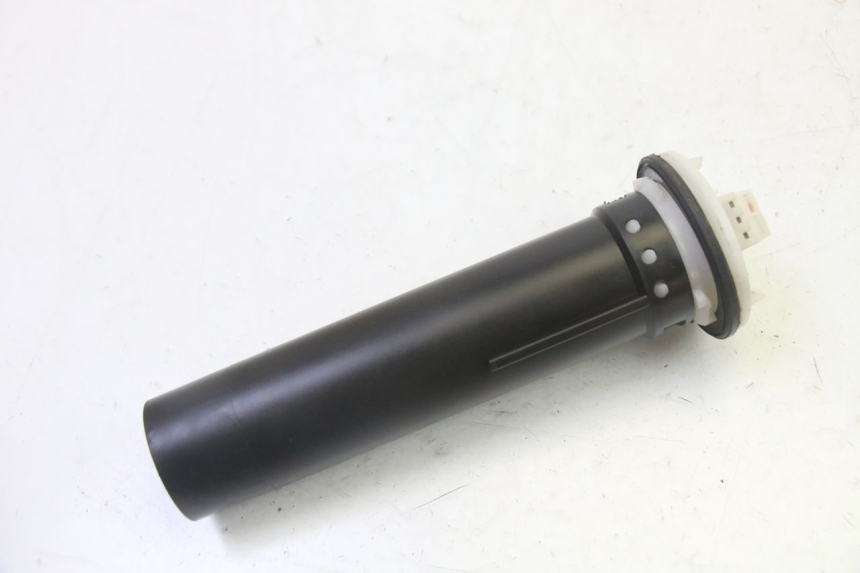 photo de JAUGE RESERVOIR ESSENCE PIAGGIO LXV 4T 50 (2009 - 2013)