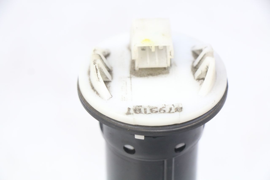 photo de JAUGE RESERVOIR ESSENCE PIAGGIO MP3 LT 300 (2010 - 2016)