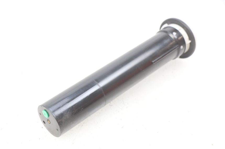 photo de JAUGE RESERVOIR ESSENCE PIAGGIO MP3 LT 300 (2010 - 2016)