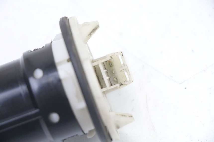 photo de JAUGE RESERVOIR ESSENCE PIAGGIO MP3 LT 400 (2007 - 2012)