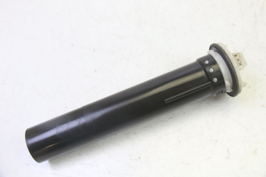 photo de JAUGE RESERVOIR ESSENCE PIAGGIO MP3 LT 300 (2010 - 2016)