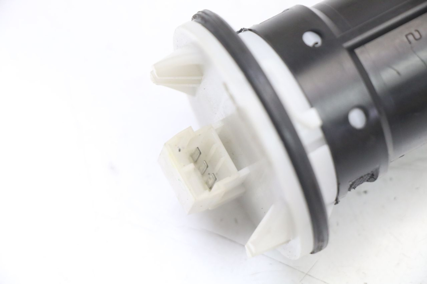 photo de JAUGE RESERVOIR ESSENCE PIAGGIO MP3 500 (2014 - 2016)