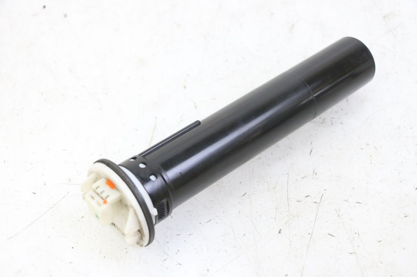 photo de JAUGE RESERVOIR ESSENCE PIAGGIO MP3 500 (2014 - 2016)