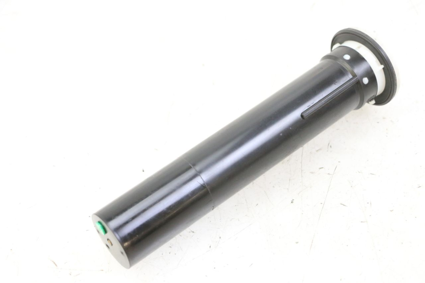 photo de JAUGE RESERVOIR ESSENCE PIAGGIO MP3 500 (2014 - 2016)