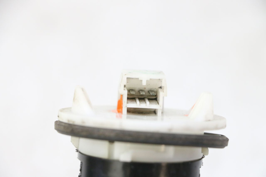 photo de JAUGE RESERVOIR ESSENCE PIAGGIO MP3 RL 250 (2007 - 2010)