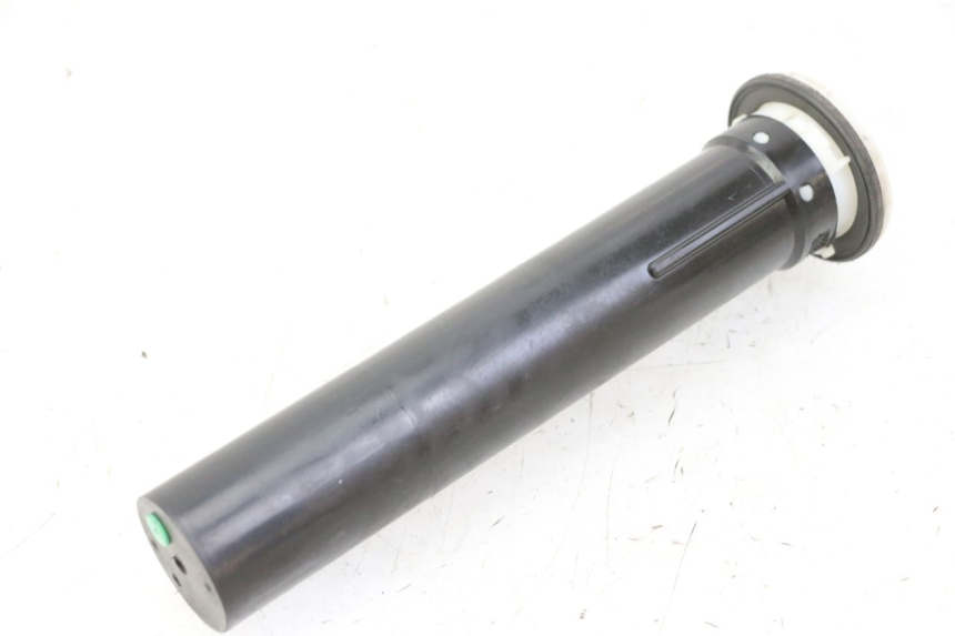 photo de JAUGE RESERVOIR ESSENCE PIAGGIO MP3 RL 250 (2007 - 2010)