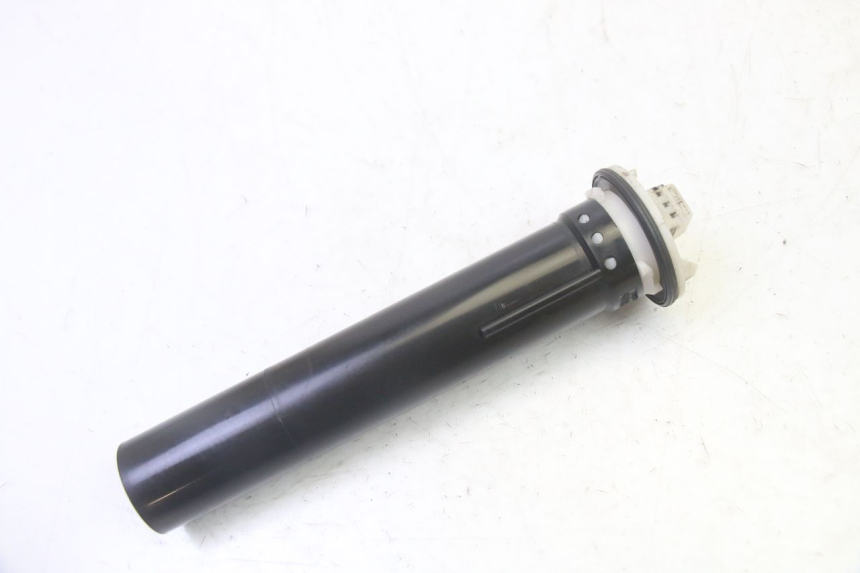 photo de JAUGE RESERVOIR ESSENCE PIAGGIO MP3 500 (2011 - 2015)