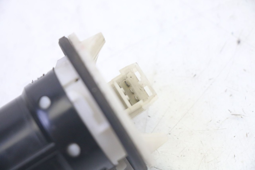 photo de JAUGE RESERVOIR ESSENCE PIAGGIO MP3 RL 250 (2007 - 2010)