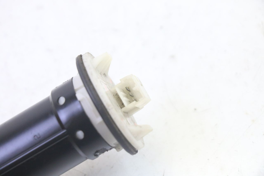 photo de JAUGE RESERVOIR ESSENCE PIAGGIO MP3 RL 250 (2007 - 2010) - Détail de la pièce