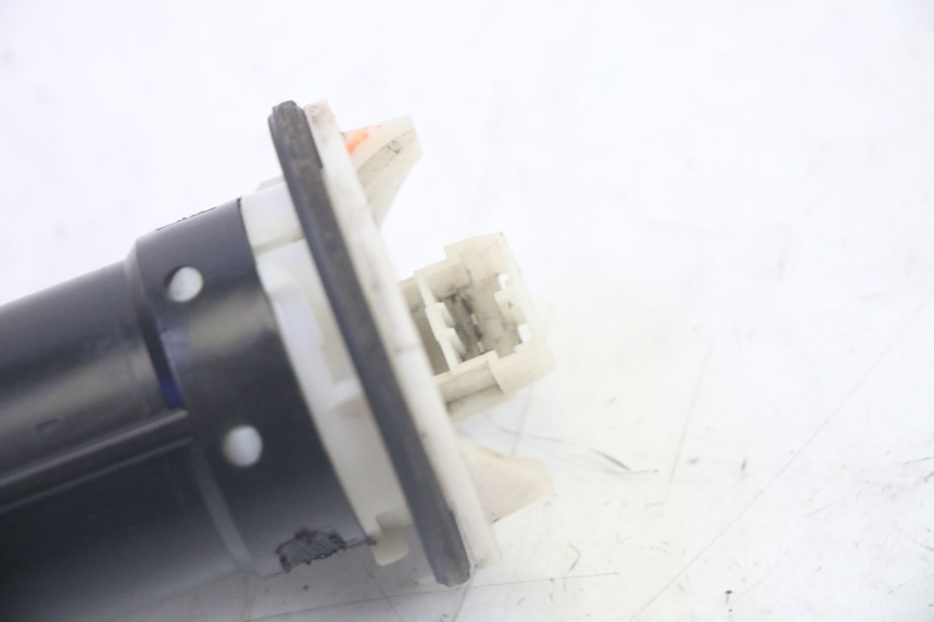 photo de JAUGE RESERVOIR ESSENCE PIAGGIO MP3 RL 250 (2007 - 2010) - Détail de la pièce