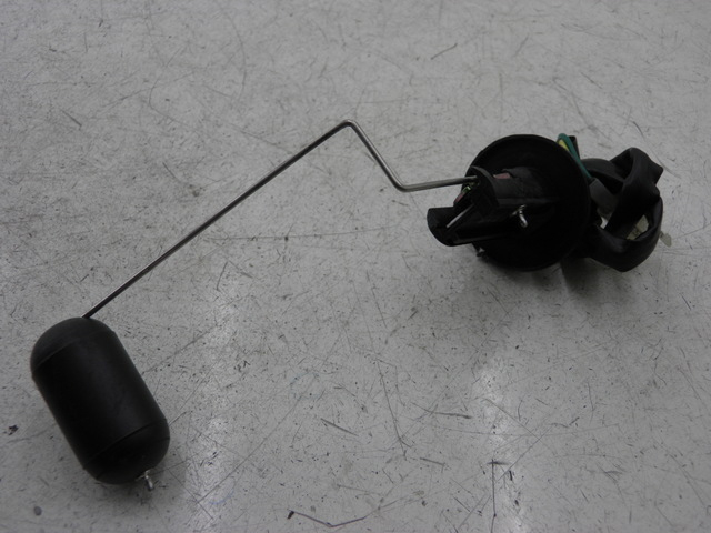 photo de JAUGE RESERVOIR ESSENCE PEUGEOT TWEET 4T 50 (2010 - 2014)