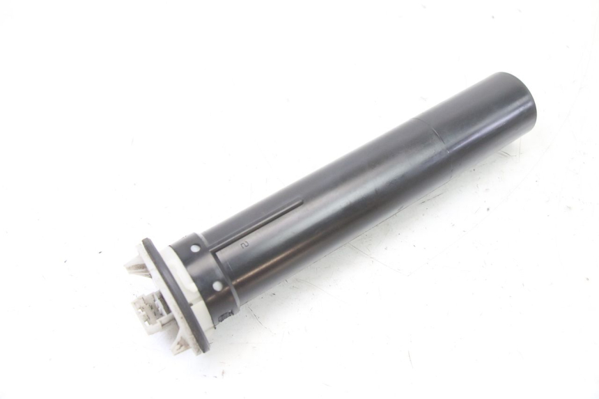 photo de JAUGE RESERVOIR ESSENCE PIAGGIO MP3 LT 400 (2007 - 2012)