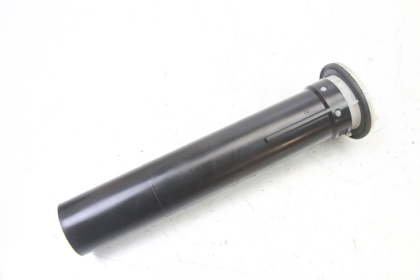 photo de JAUGE RESERVOIR ESSENCE PIAGGIO MP3 LT 400 (2007 - 2012)