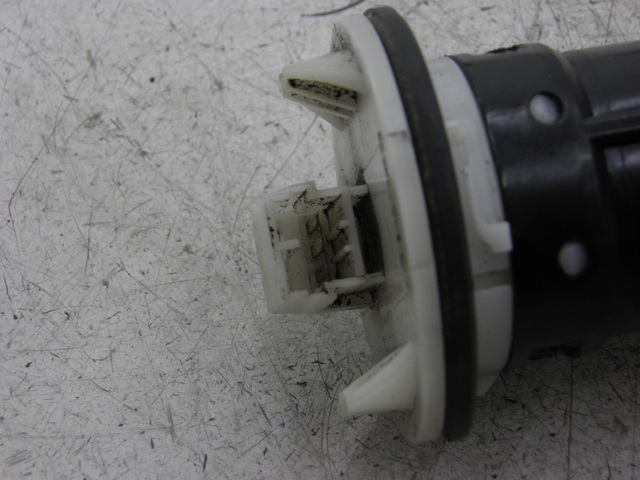 photo de JAUGE RESERVOIR ESSENCE PIAGGIO MP3 RL 250 (2007 - 2010)