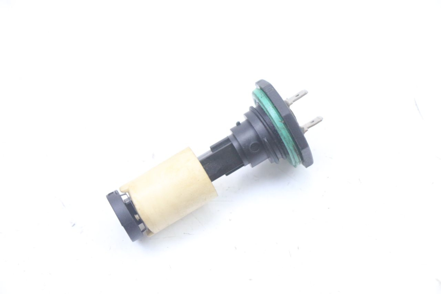 photo de JAUGE RESERVOIR ESSENCE PIAGGIO ZIP 4T 50 (2018 - 2020)