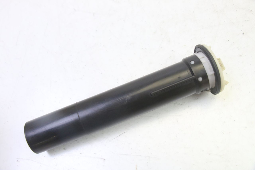 photo de JAUGE RESERVOIR ESSENCE GILERA RUNNER SP 50 (2009 - 2017)