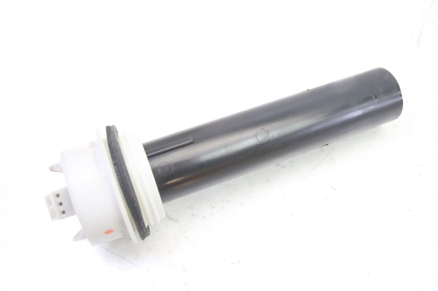 photo de JAUGE RESERVOIR ESSENCE PEUGEOT SATELIS 250 (2006 - 2012)