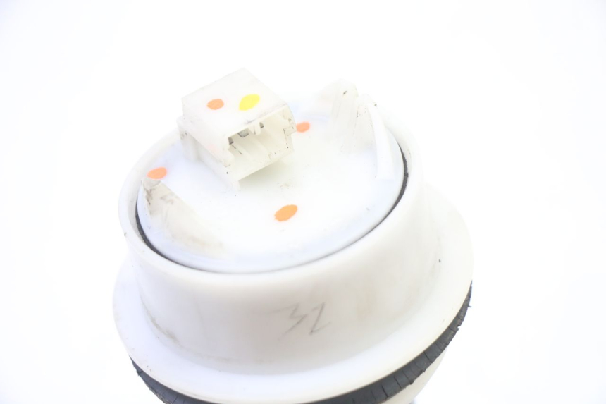 photo de JAUGE RESERVOIR ESSENCE PEUGEOT SATELIS 250 (2006 - 2012)