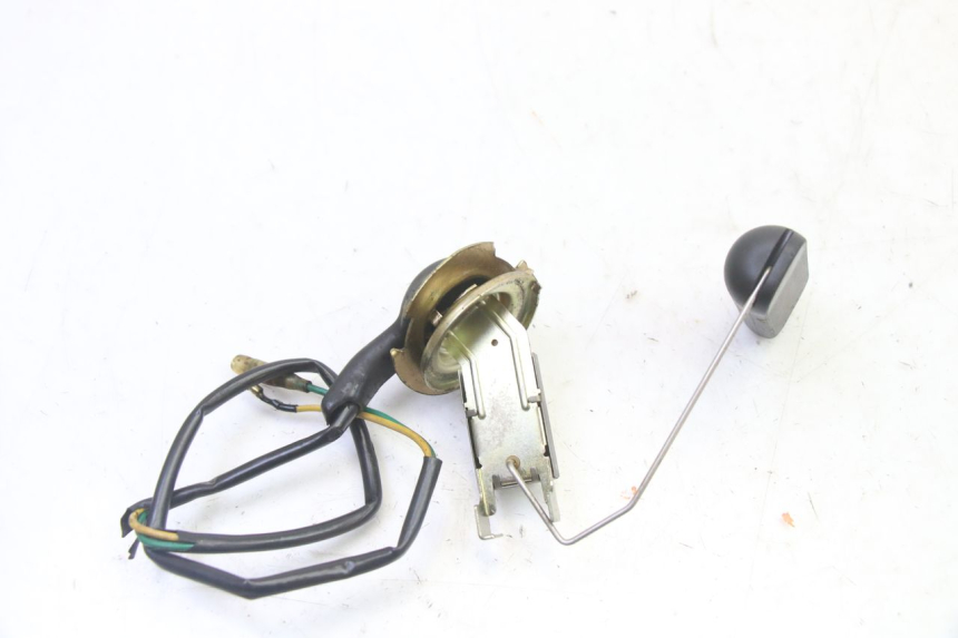 photo de JAUGE RESERVOIR ESSENCE PEUGEOT SPEEDAKE 50 (1995 - 1997)