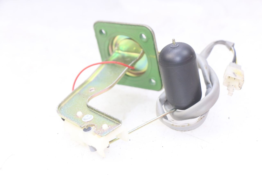 photo de JAUGE RESERVOIR ESSENCE APRILIA SR 2T 50 (2018 - 2022)