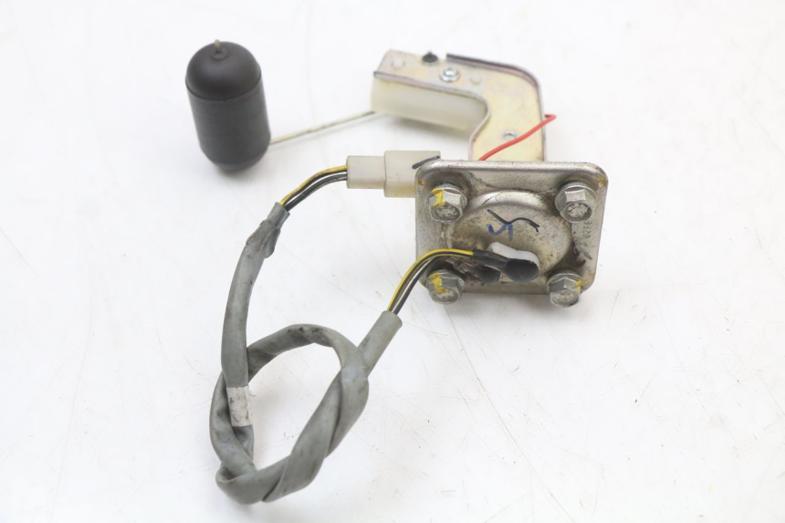 photo de JAUGE RESERVOIR ESSENCE APRILIA SR 2T 50 (2018 - 2022)