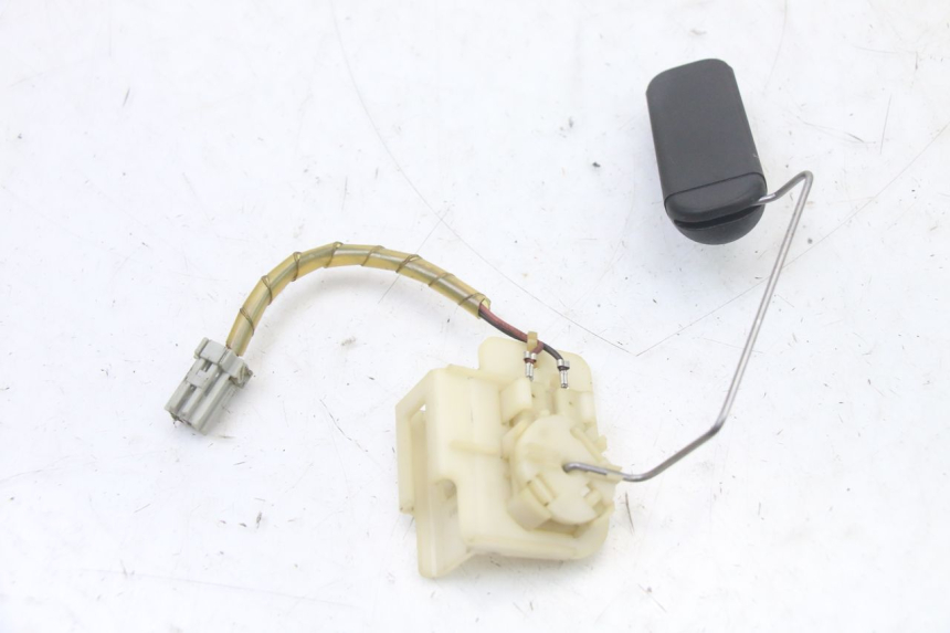 photo de JAUGE RESERVOIR ESSENCE SUZUKI GSX F GSXF 650 (2007 - 2015)