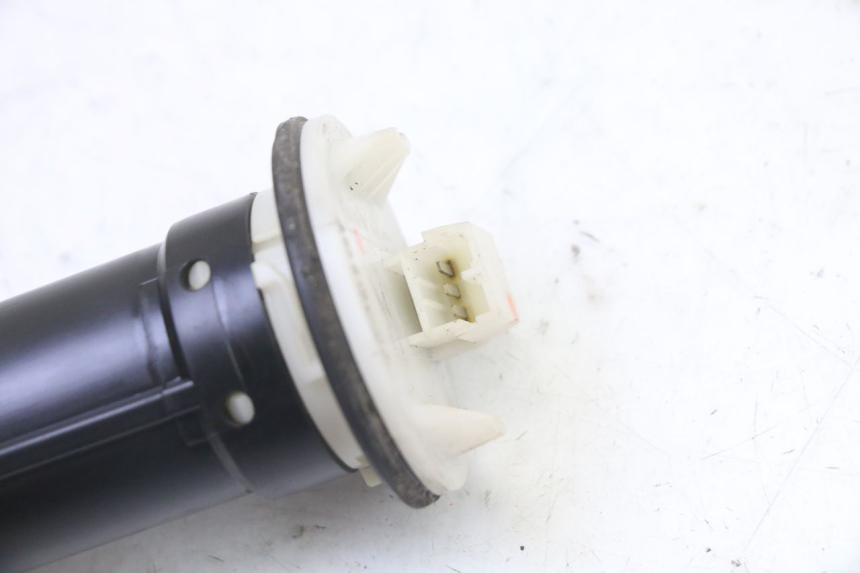 photo de JAUGE RESERVOIR ESSENCE PIAGGIO X9 EVOLUTION 125 (2003 - 2007)