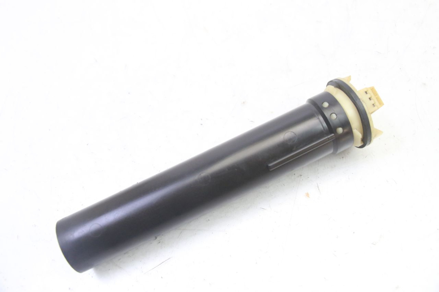 photo de JAUGE RESERVOIR ESSENCE PIAGGIO X9 EVOLUTION 125 (2003 - 2007)