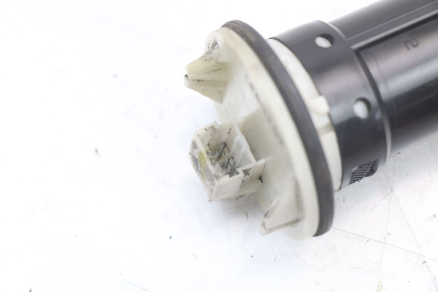 photo de JAUGE RESERVOIR ESSENCE PIAGGIO XEVO - X EVO 125 (2007 - 2017) - Détail de la pièce