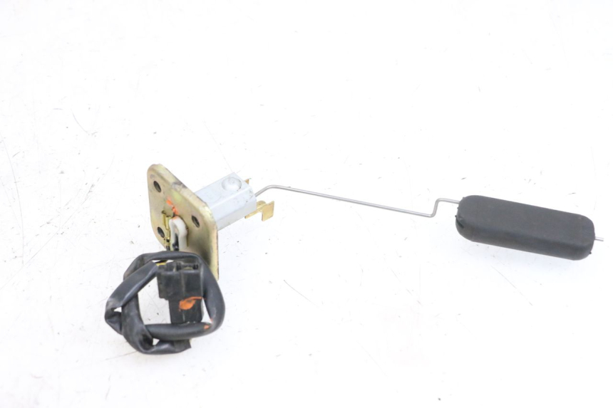 photo de JAUGE RESERVOIR ESSENCE KAWASAKI ZR 7 750 (1999 - 2001) - Autre angle de vue