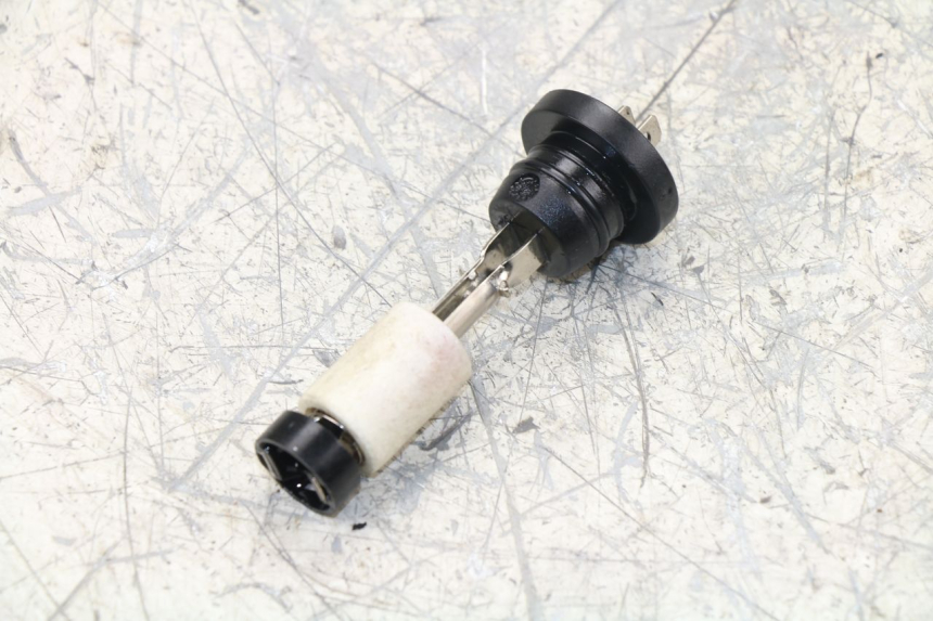 photo de JAUGE RESERVOIR HUILE PEUGEOT JET FORCE TSDI 50 (2003 - 2009)