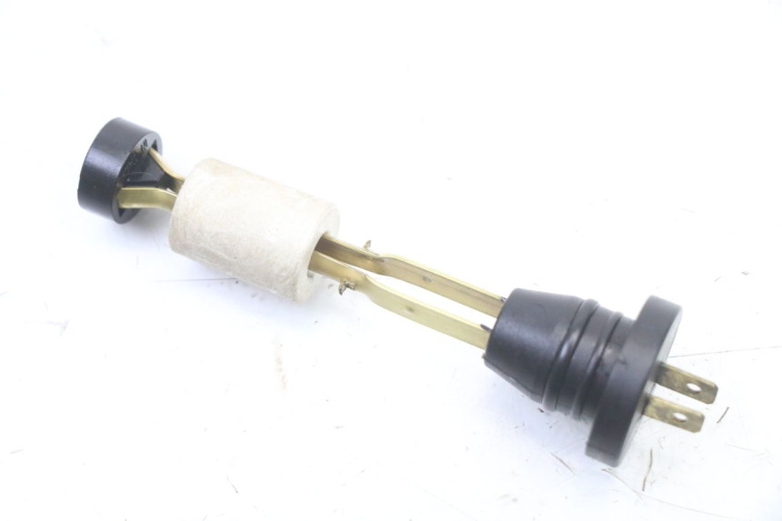 photo de JAUGE RESERVOIR HUILE YAMAHA TZR 50 (2008 - 2016)