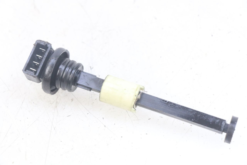 photo de JAUGE RESERVOIR HUILE PIAGGIO ZIP 2T 50 (2009 - 2019)