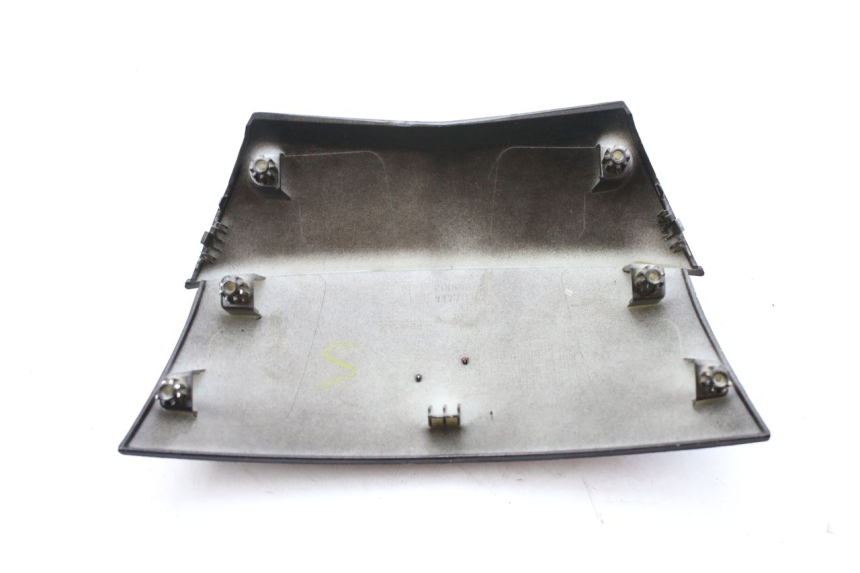 photo de JONCTION CARENAGE ARRIERE PEUGEOT CITYSTAR 125 (2011 - 2017)