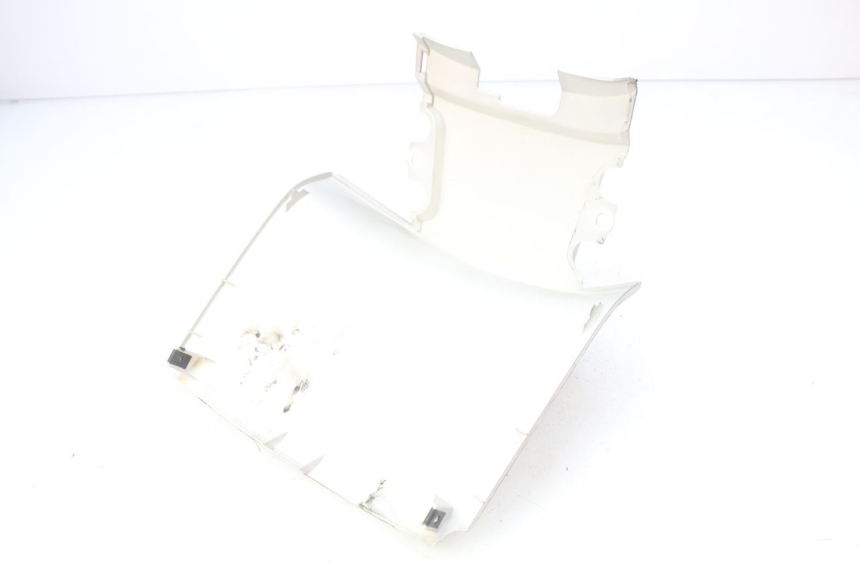 photo de JONCTION CARENAGE ARRIERE HONDA FES PANTHEON 2T 125 (1998 - 2002)