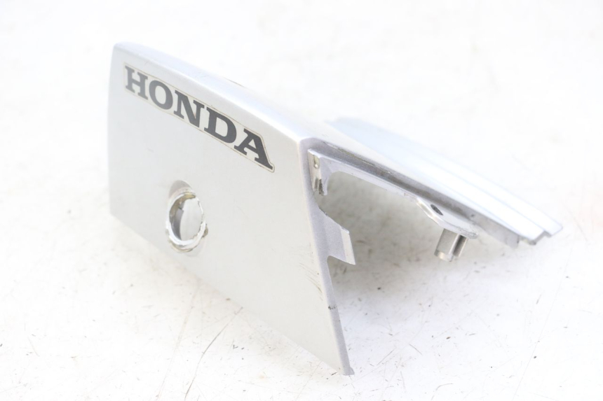 photo de JONCTION CARENAGE ARRIERE HONDA SCV LEAD 100 (2003 - 2007)