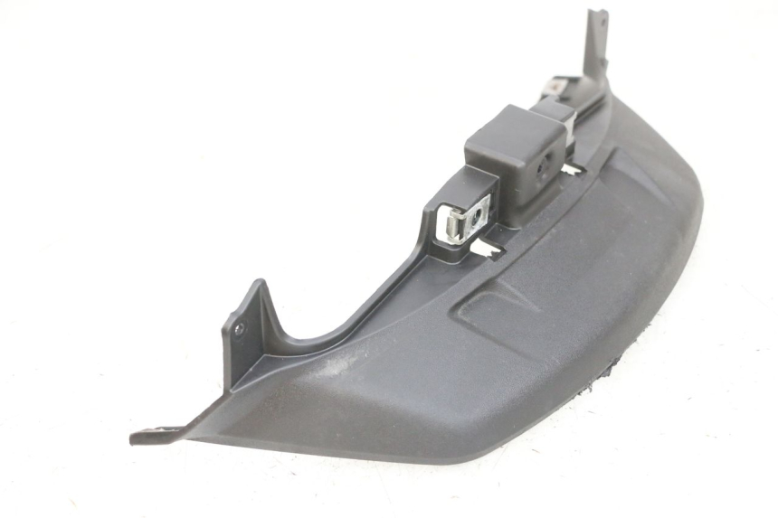 photo de JONCTION CARENAGE ARRIERE INFERIEURE PIAGGIO MP3 500 (2016 - 2018) - Vue produit
