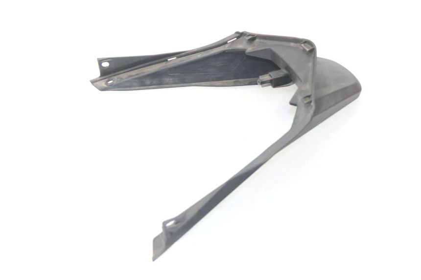 photo de JONCTION CARENAGE ARRIERE INFERIEURE HONDA PCX (JF57/JF64) 125 (2014 - 2018)