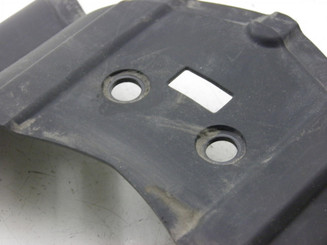 photo de JONCTION CARENAGE ARRIERE INFERIEURE PEUGEOT LUDIX 2 PRO 4T 50 (2008 - 2013) - Zoom état d’usage