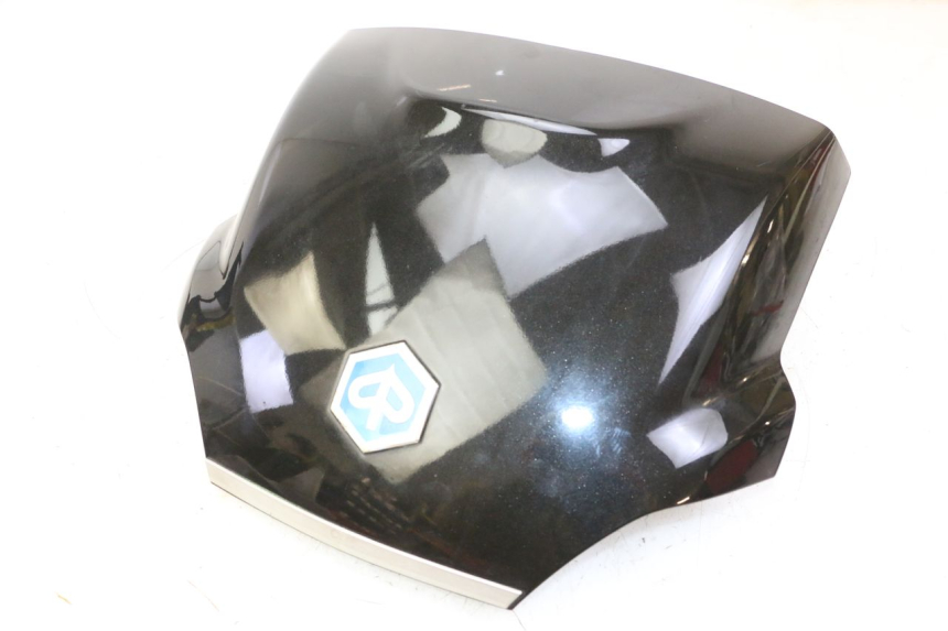 photo de JONCTION CARENAGE ARRIERE PIAGGIO MP3 RL 250 (2007 - 2010)