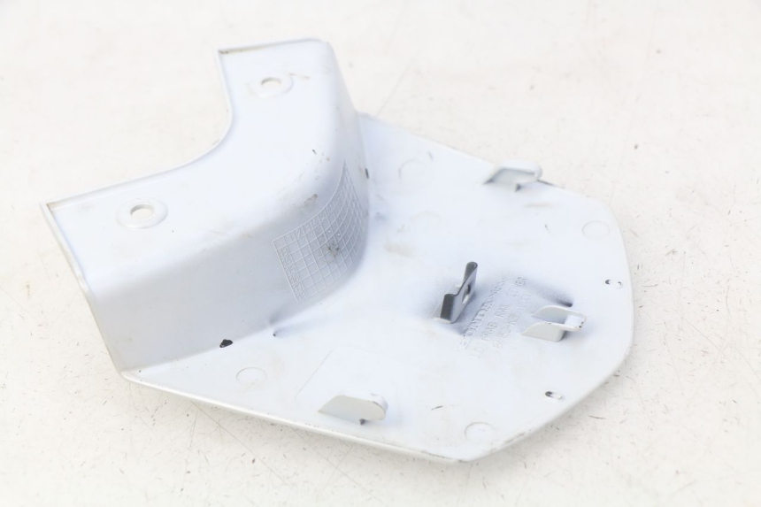 photo de JONCTION CARENAGE ARRIERE HONDA PCX (JF57/JF64) 125 (2014 - 2018)