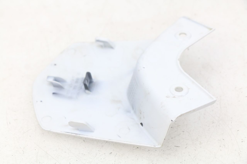 photo de JONCTION CARENAGE ARRIERE HONDA PCX (JF57/JF64) 125 (2014 - 2018)