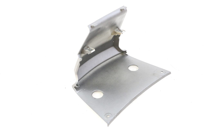 photo de JONCTION CARENAGE ARRIERE PIAGGIO MP3 500 (2014 - 2016)