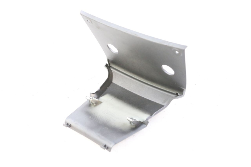 photo de JONCTION CARENAGE ARRIERE PIAGGIO MP3 500 (2014 - 2016)