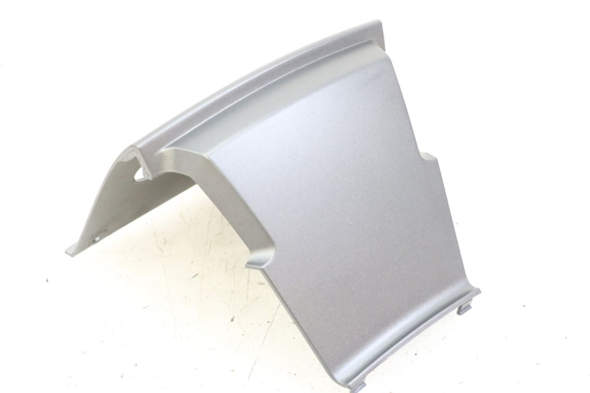 photo de JONCTION CARENAGE ARRIERE PIAGGIO MP3 500 (2014 - 2016)