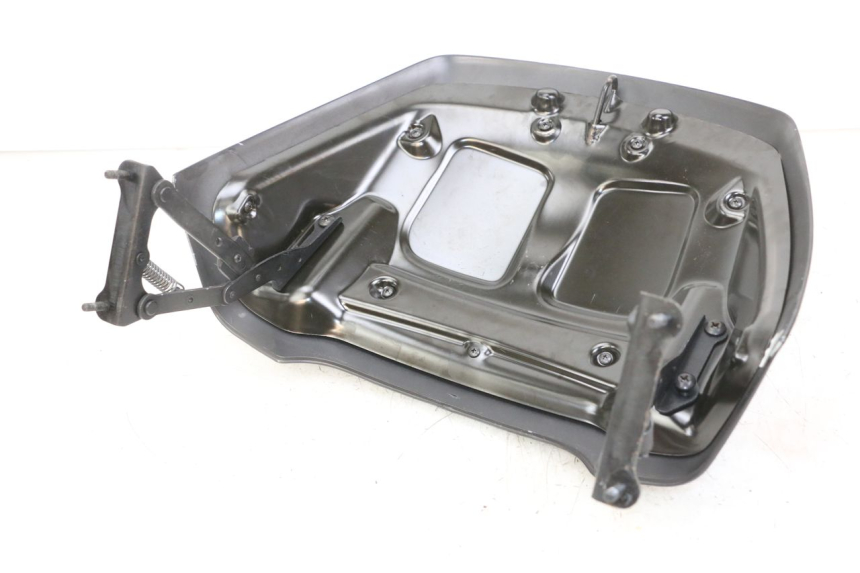 photo de JONCTION CARENAGE ARRIERE PIAGGIO XEVO - X EVO 125 (2007 - 2016)